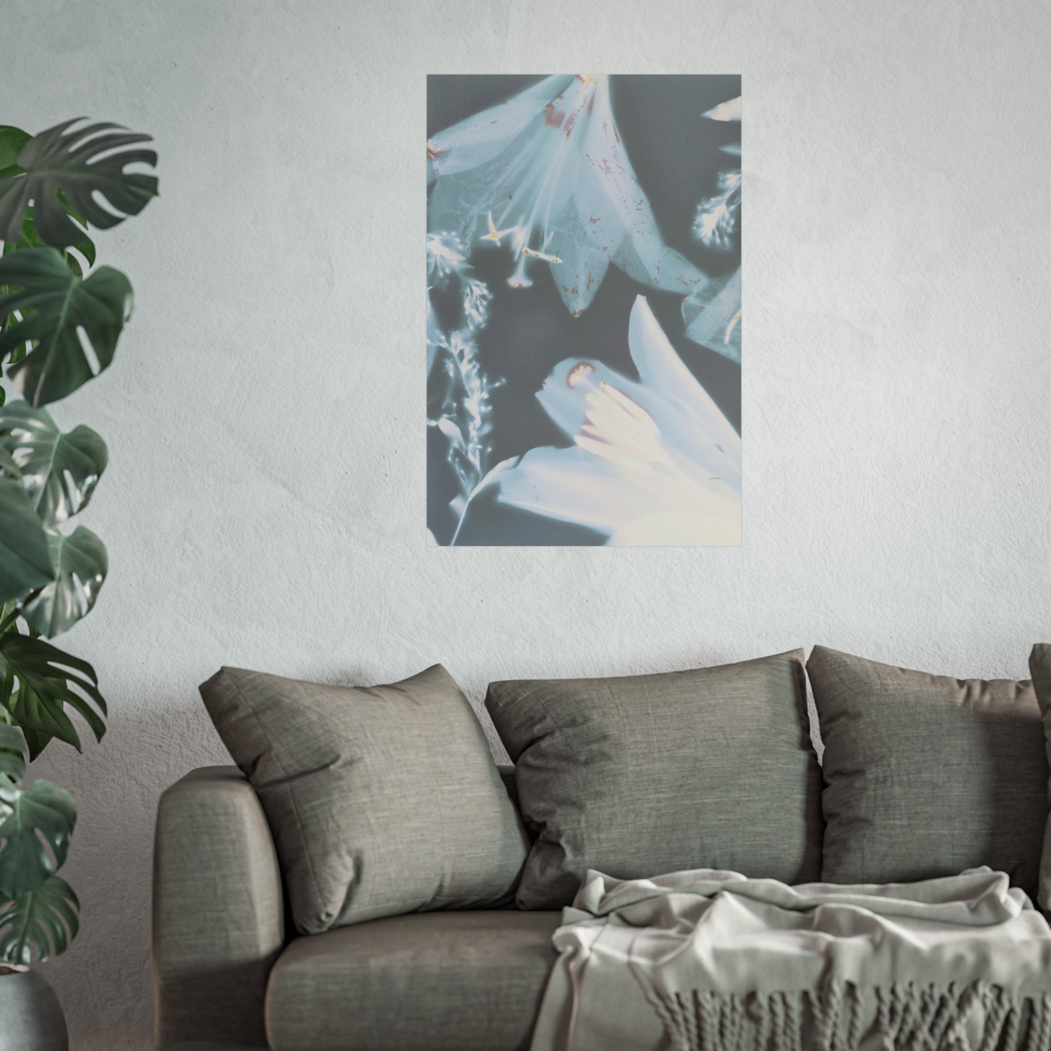 Elegant Floral Fine Art Posters for Home Décor, Botanical Wall Art, Gift for Art Lovers, Modern Interior Design, Gallery Wall Prints