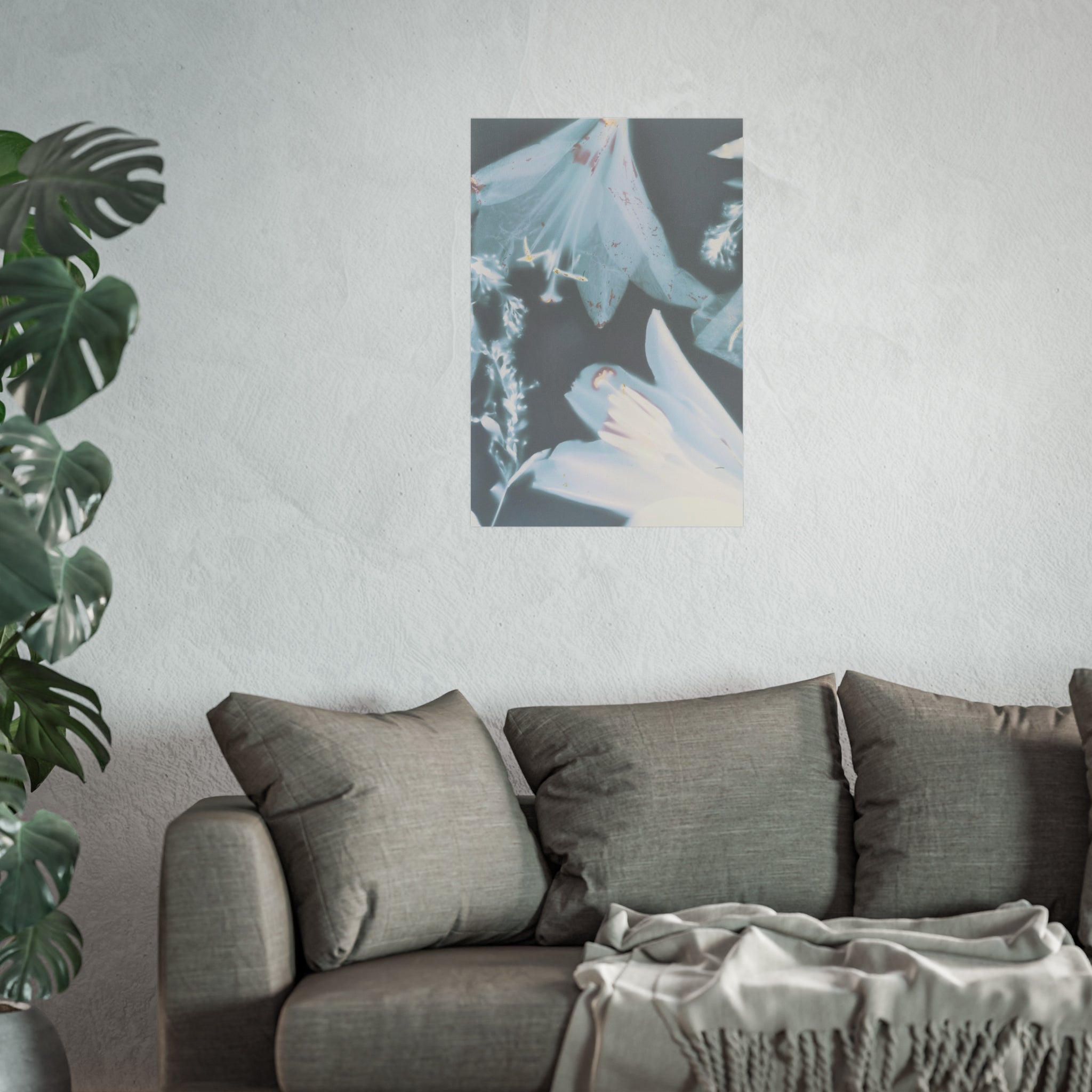 Elegant Floral Fine Art Posters for Home Décor, Botanical Wall Art, Gift for Art Lovers, Modern Interior Design, Gallery Wall Prints